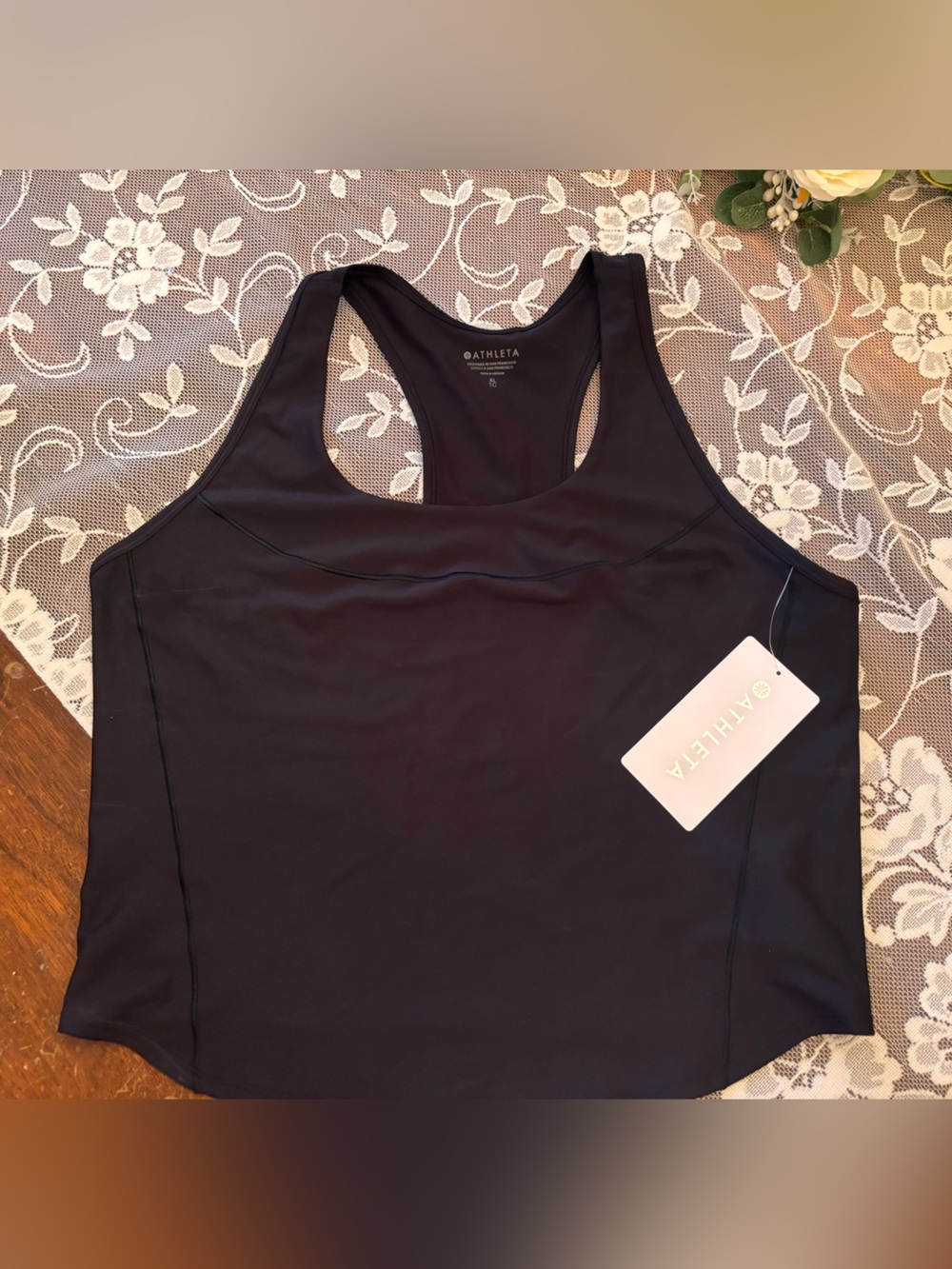 NEW ATHLETA Women’s Black Racerback Active Tank Top - size XL